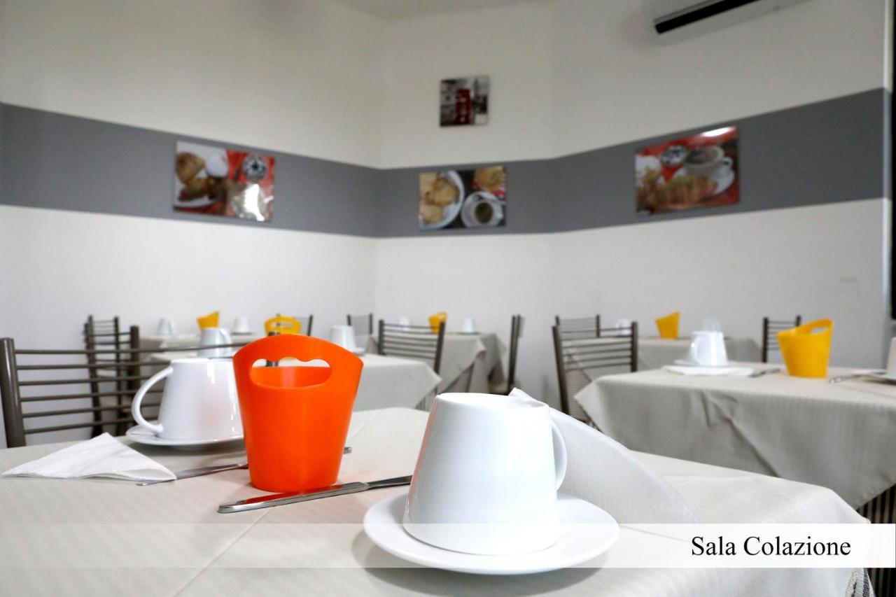 Residence Europa Piacenza Ngoại thất bức ảnh